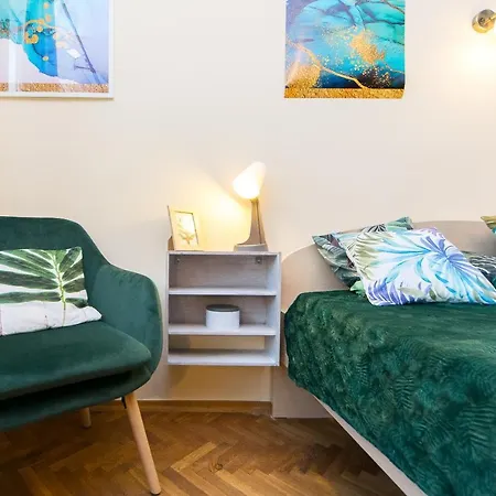 Jungle A/c P4you Pl Apartment